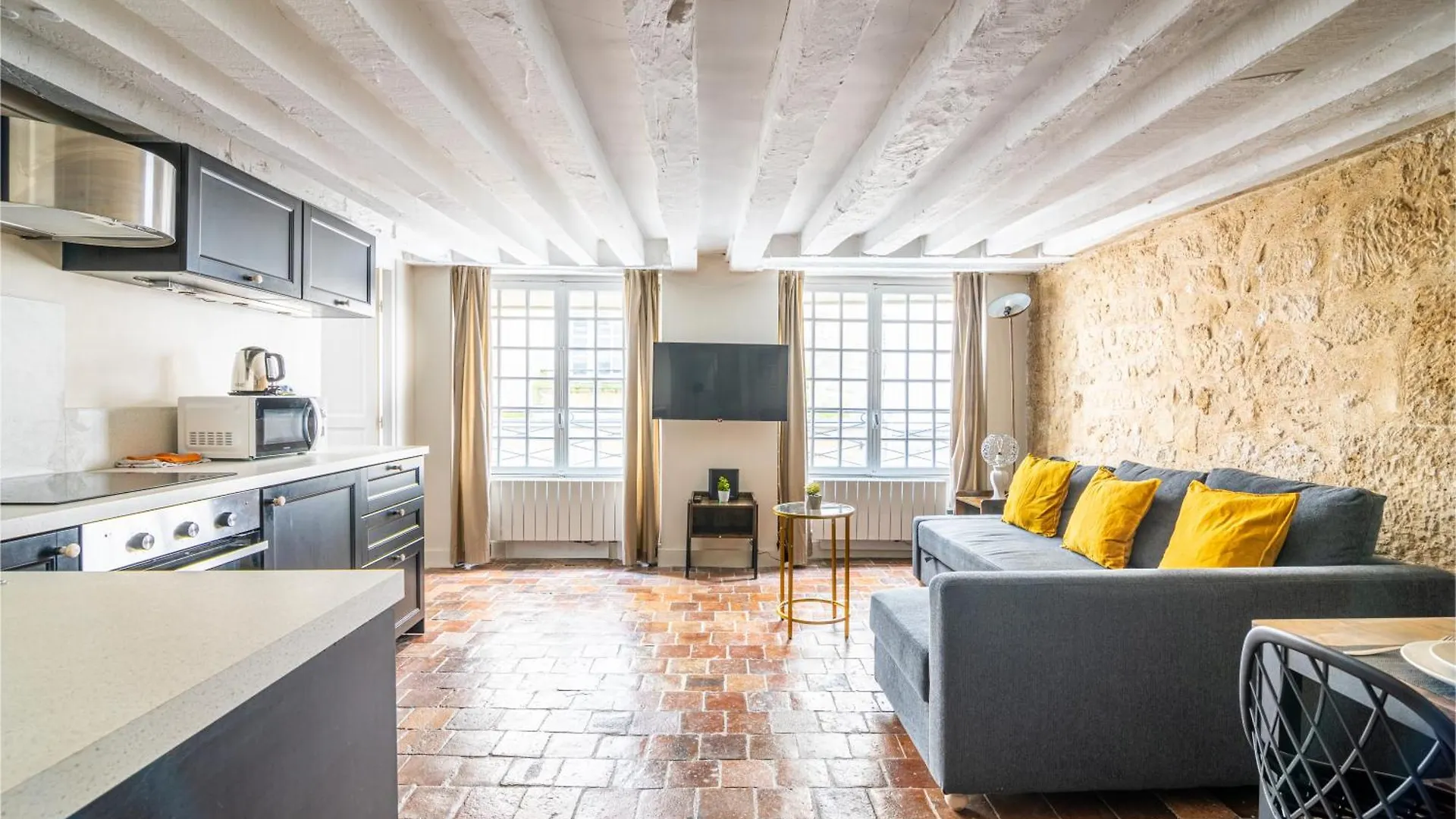 Au Coeur De Ile Saint-louis Free Netflix Apartment *
